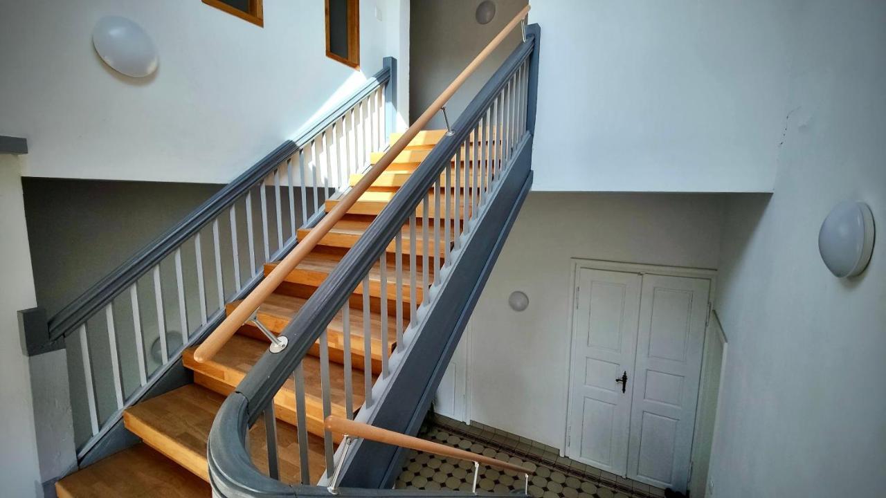 One Apartment'S⎢Neu+Zentral⎢Alberstplatz⎢Altbau Coburg Bagian luar foto